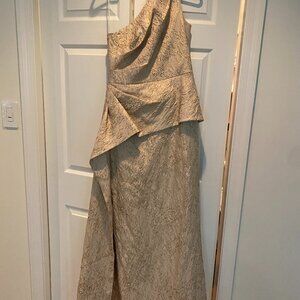 Ricki Freeman TERI JON Jacquard One Shoulder Side Ruffle Gown, Gold, Size 10